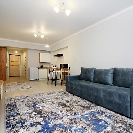 Cozy Studio In The Best Area! 4 Almatı Dış mekan fotoğraf