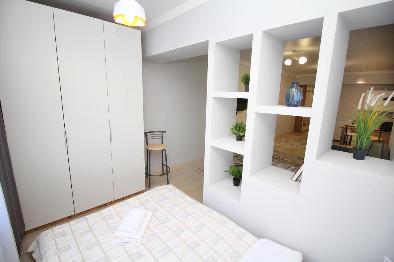 Cozy Studio In The Best Area! 4 Almatı Dış mekan fotoğraf