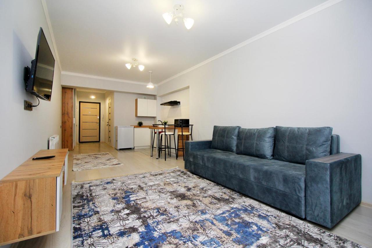 Cozy Studio In The Best Area! 4 Almatı Dış mekan fotoğraf